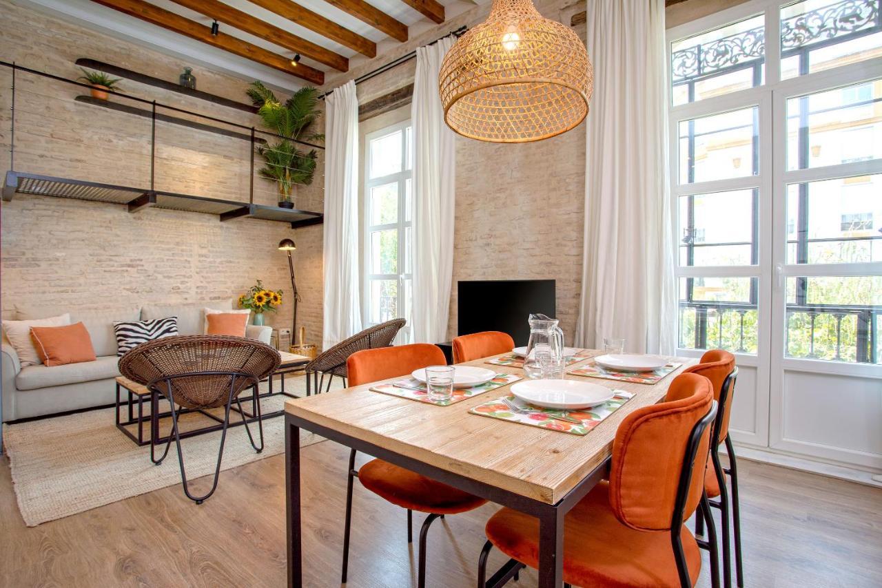 Genteel Home Almirante Lobo เซบีญา ภายนอก รูปภาพ